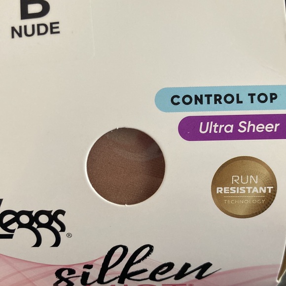Women’s L’Eggs B Medium Nude Silken Mist Ultra Sheer Leg Tights One Pair New - Picture 8 of 8
